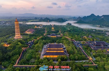 Lịch Trình Đi Chùa Bái Đính Ninh Bình Chuẩn: Kinh Nghiệm Bái Phật, Sắm Lễ & Tiết Kiệm Thời Gian