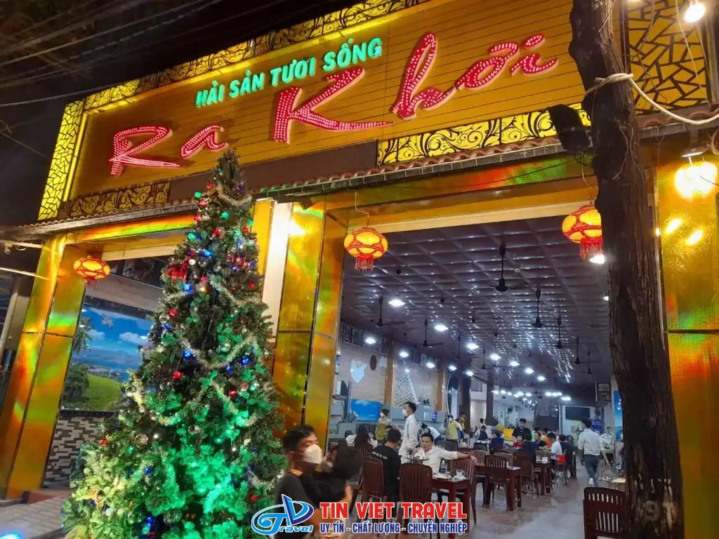 phu quoc quan ra khoi