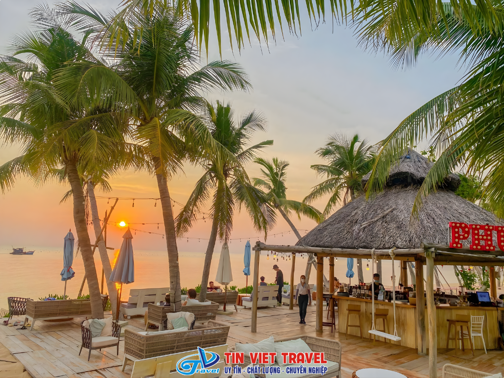 phu quoc Shri Beach Club & Bar