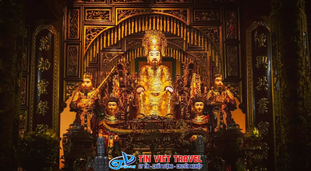 Đền Trùng Hoa