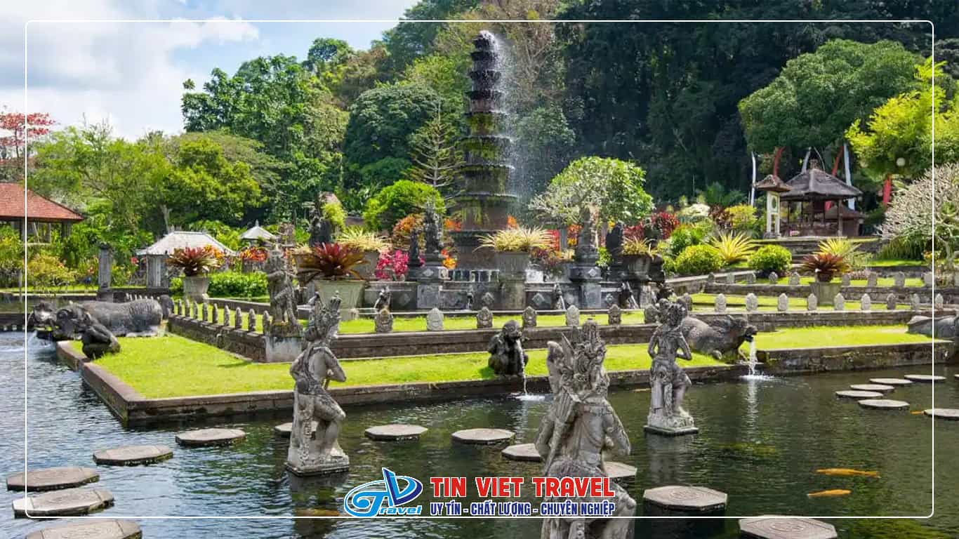 tour bali indonesia Cung điện nước Tirta Gangga