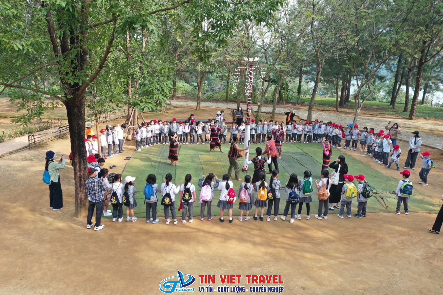 LÀNG VĂN HOÁ CÁC DÂN TỘC VIỆT NAM 6