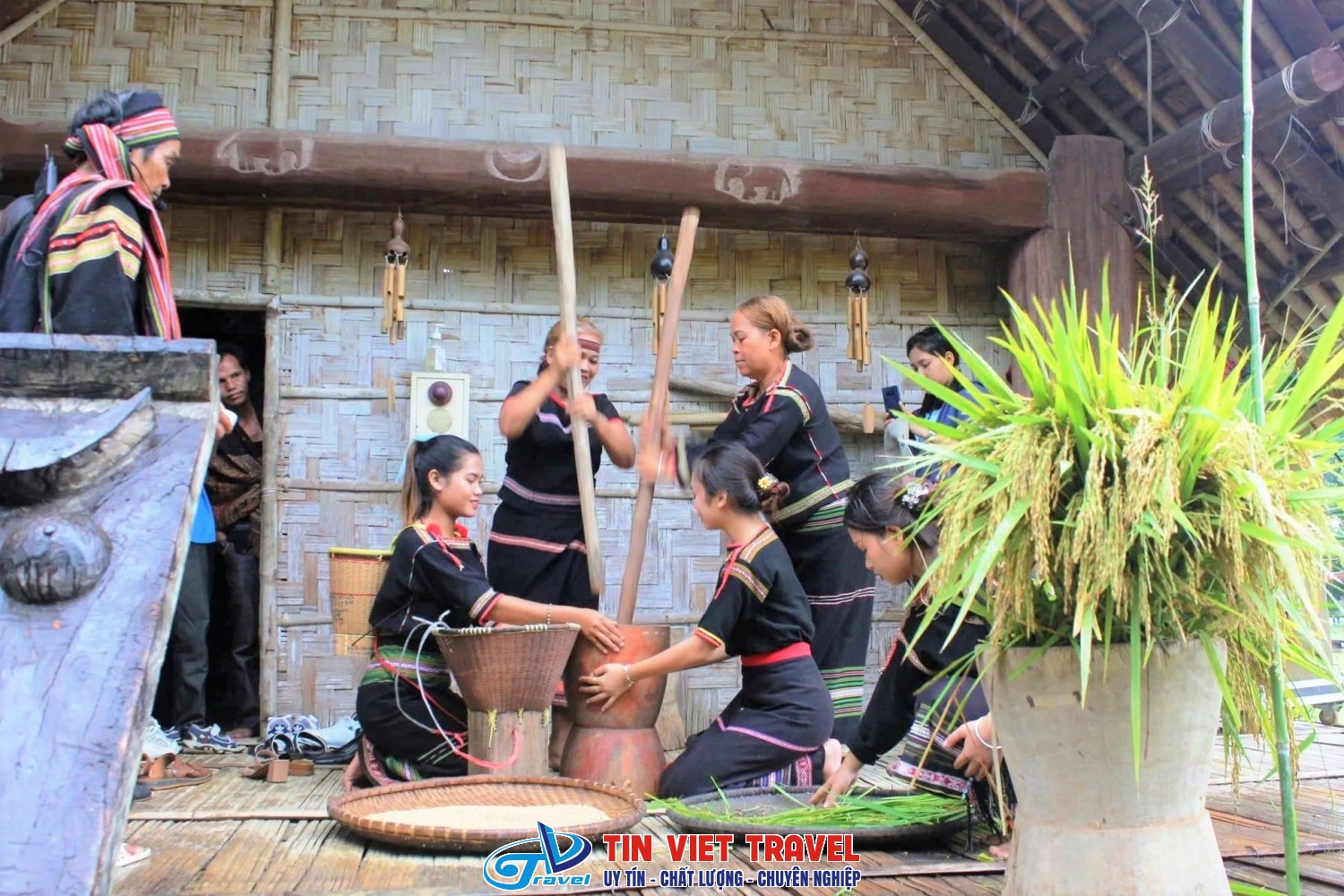 LÀNG VĂN HOÁ CÁC DÂN TỘC VIỆT NAM 7