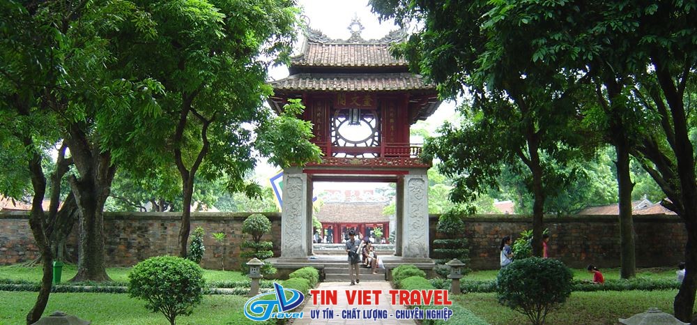 Tour VMQTG - Bát Tràng